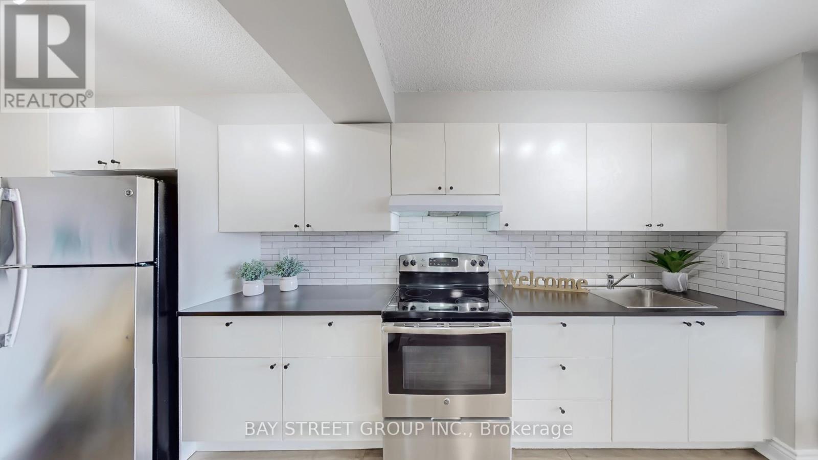 711 - 45 Sunrise Avenue, Toronto, Ontario  M4A 2S3 - Photo 5 - C12431434