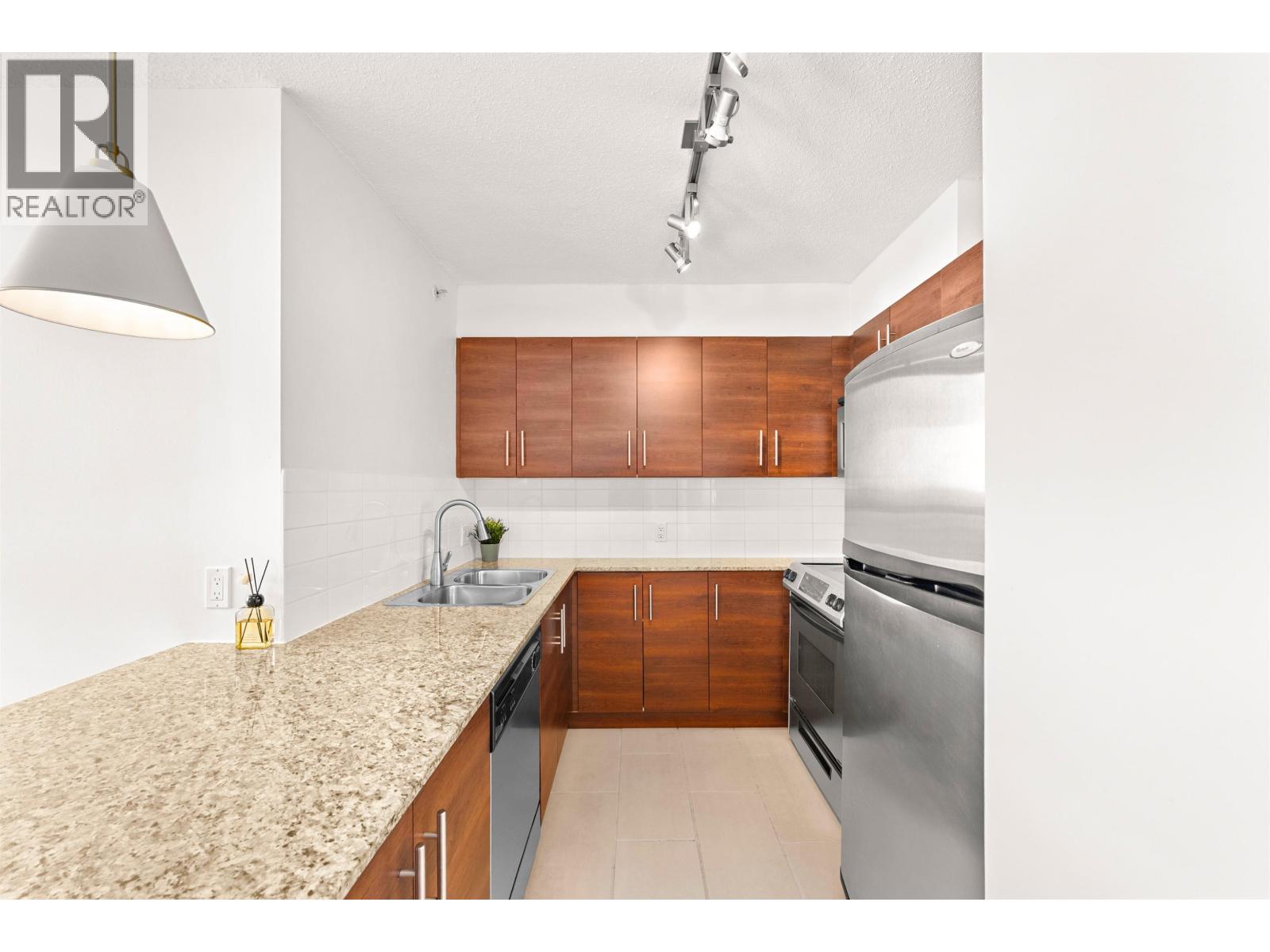1602 814 Royal Avenue, New Westminster, British Columbia  V3M 1J9 - Photo 14 - R3053021