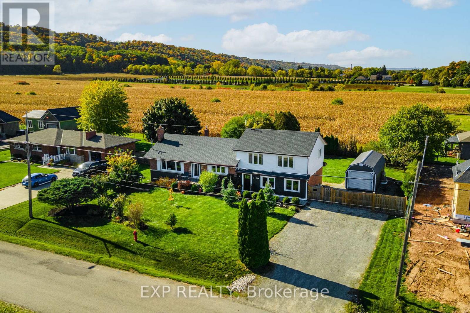 187 Lewis Road, Hamilton, Ontario  L8E 5G7 - Photo 3 - X12356408