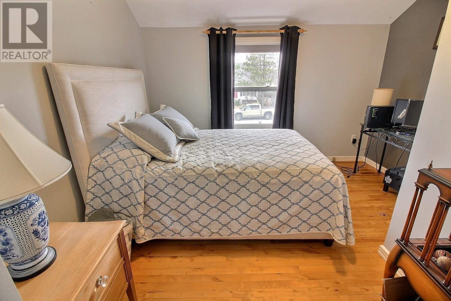 5 Hawker Crescent, Gander, Newfoundland & Labrador  A1V 1S8 - Photo 11 - 1290835