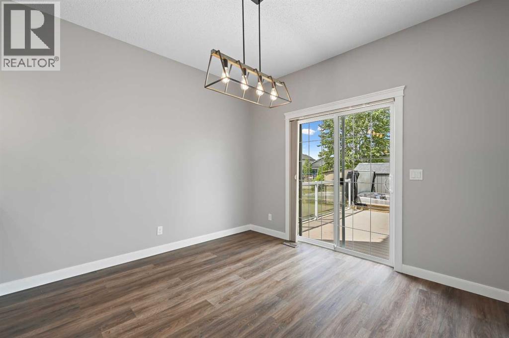 102 Ravenscroft Green Se, Airdrie, Alberta  T4A 0H1 - Photo 13 - A2228362