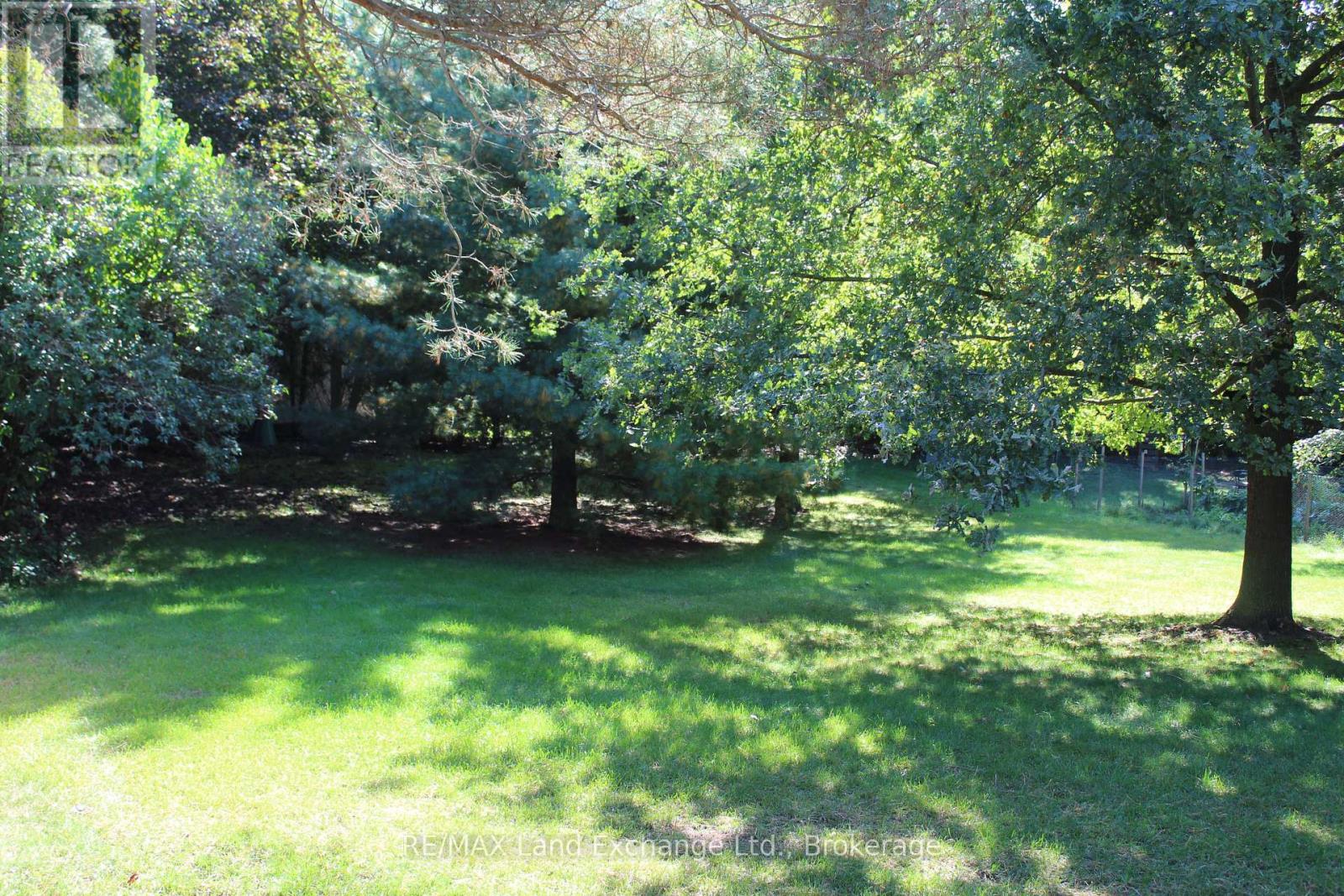 415 Elgin Street S, Kincardine, Ontario  N2Z 2V4 - Photo 10 - X12429207