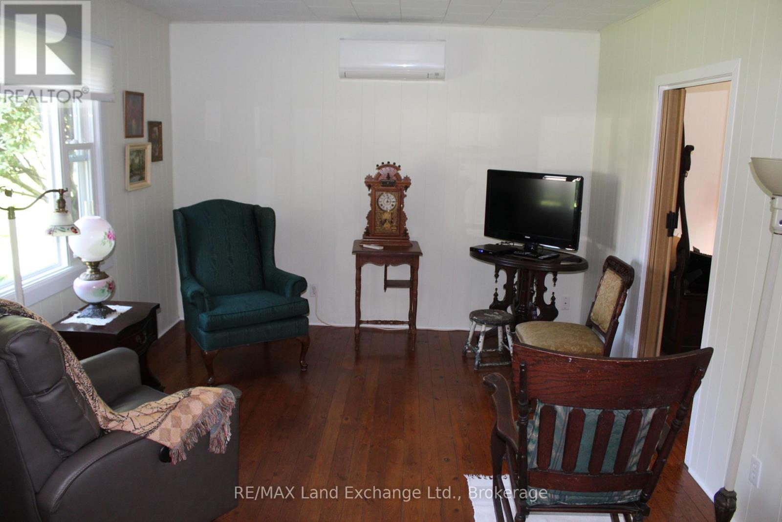 415 Elgin Street S, Kincardine, Ontario  N2Z 2V4 - Photo 6 - X12429207