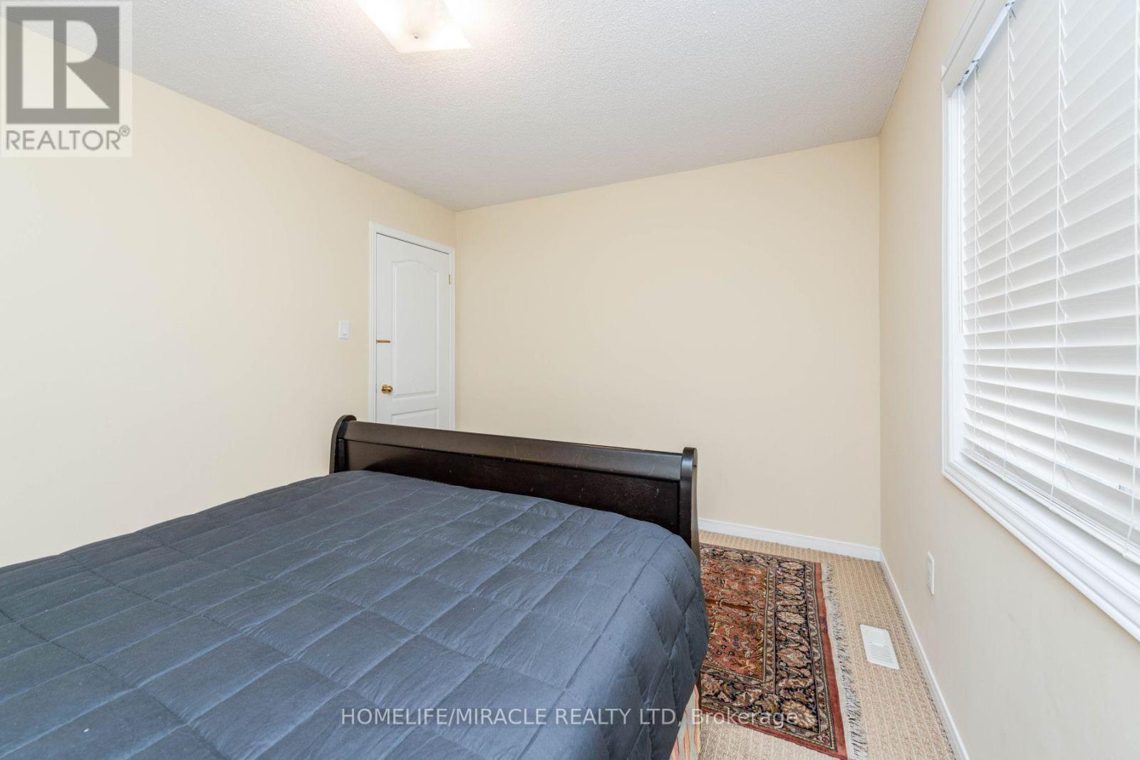 8 Solway Crescent, Ajax, Ontario  L1Z 0A7 - Photo 39 - E12428116