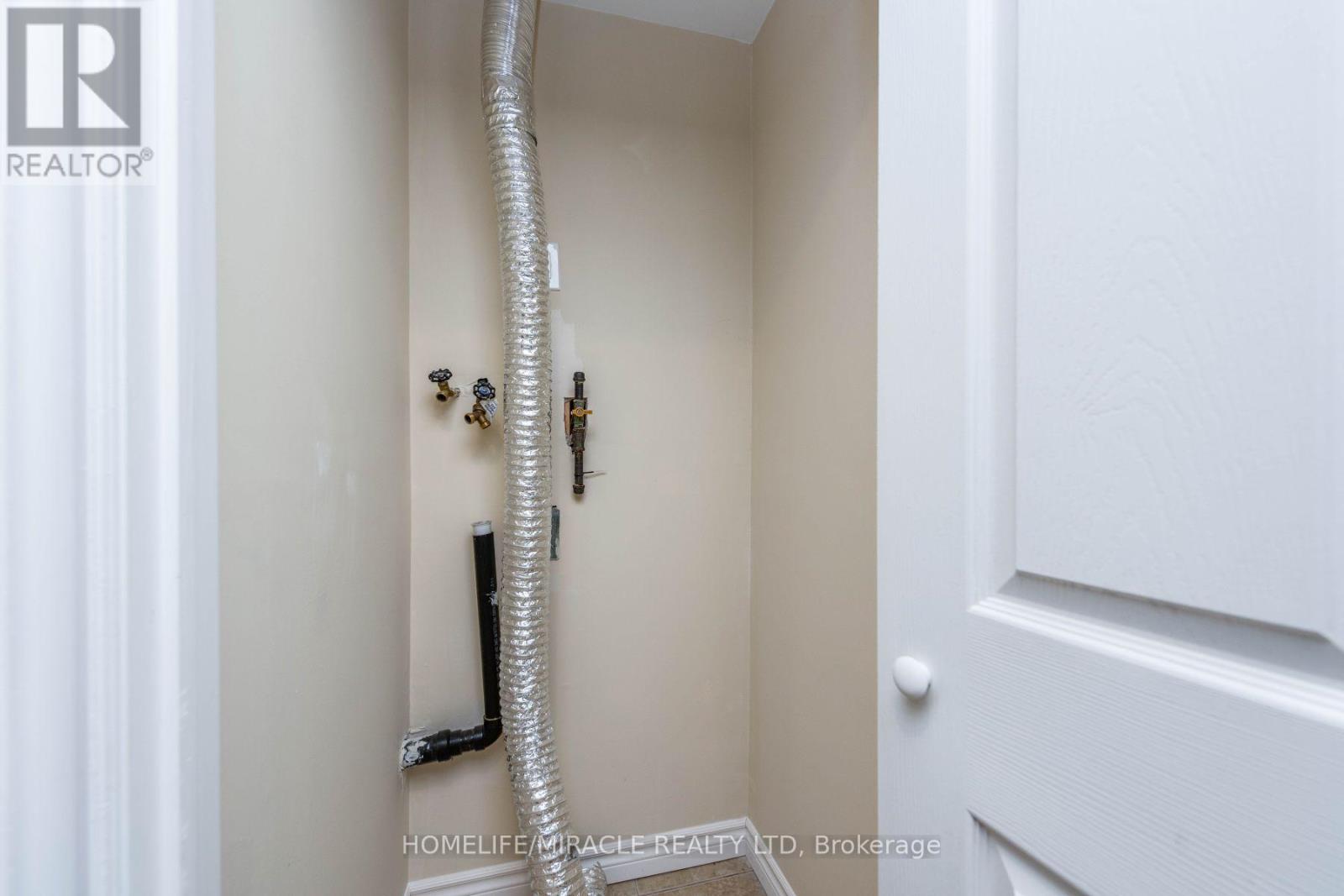 8 Solway Crescent, Ajax, Ontario  L1Z 0A7 - Photo 48 - E12428116