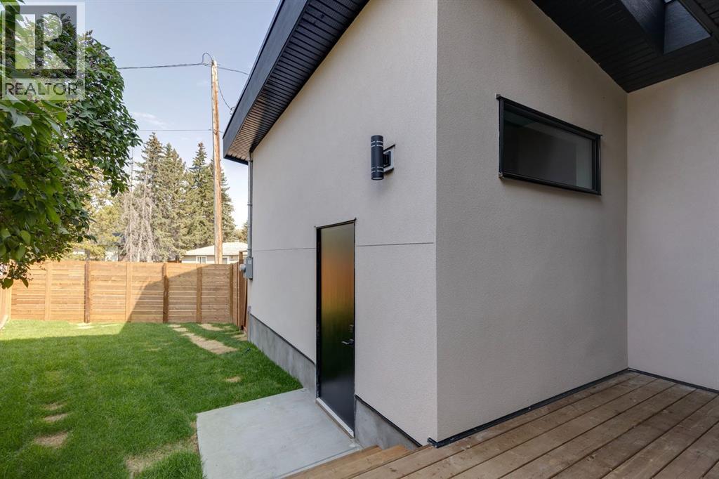 7722 47 Avenue Nw, Calgary, Alberta  T3B 1Z1 - Photo 40 - A2243010