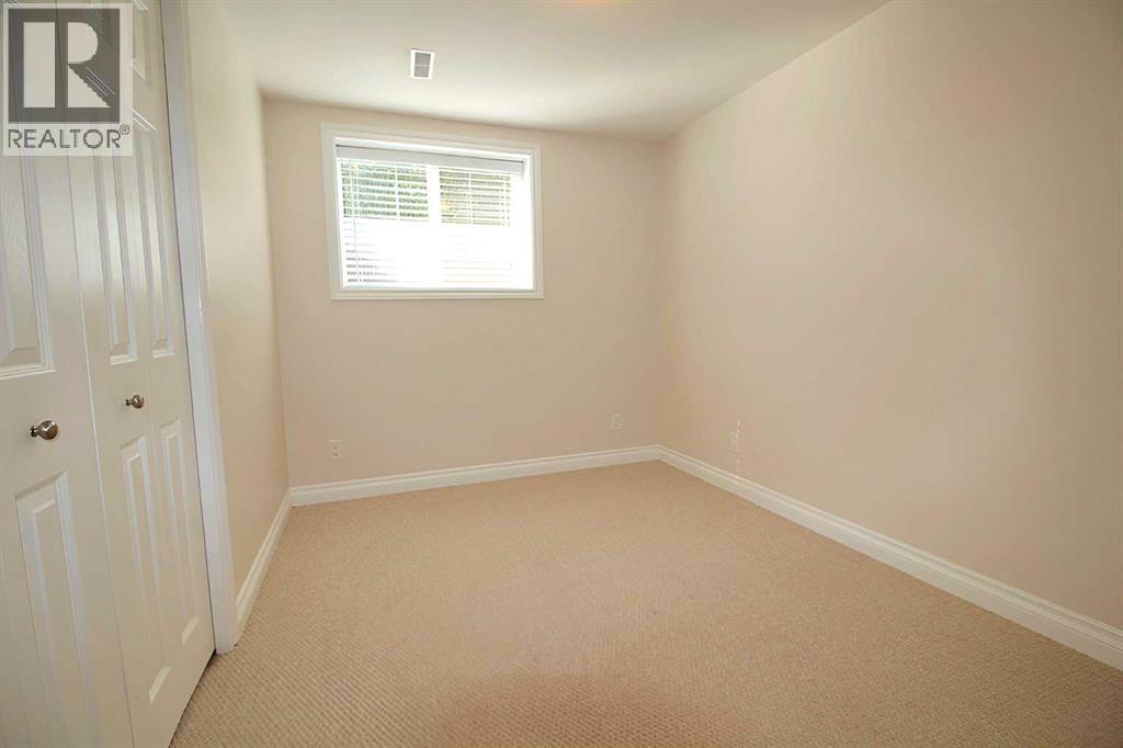 2 Forest Close, Red Deer, Alberta  T4N 4Z7 - Photo 22 - A2259295