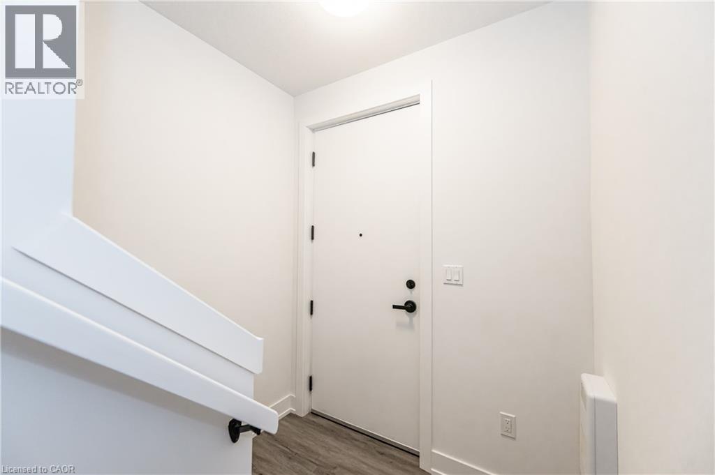 99 Roger Street Unit# 8, Waterloo, Ontario  N2R 1L5 - Photo 4 - 40772755