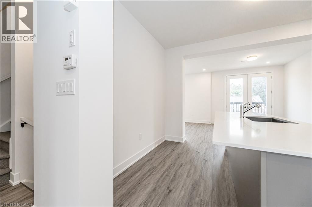 99 Roger Street Unit# 8, Waterloo, Ontario  N2R 1L5 - Photo 13 - 40772755