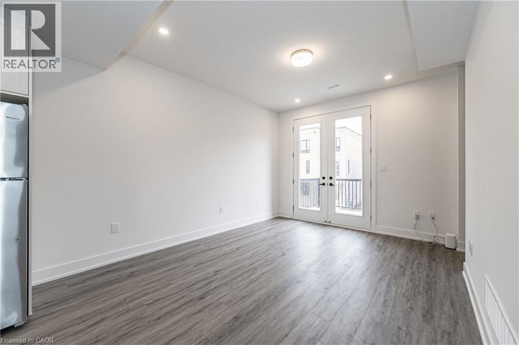 99 Roger Street Unit# 8, Waterloo, Ontario  N2R 1L5 - Photo 8 - 40772755