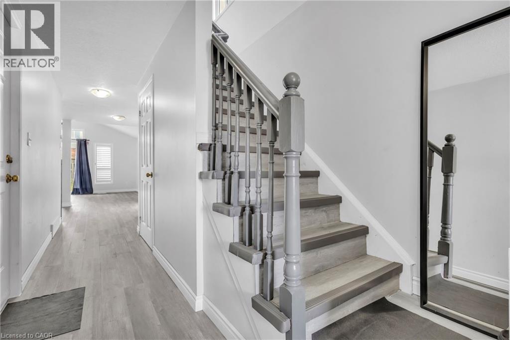 244 Activa Avenue, Kitchener, Ontario  N2E 3T9 - Photo 6 - 40774361