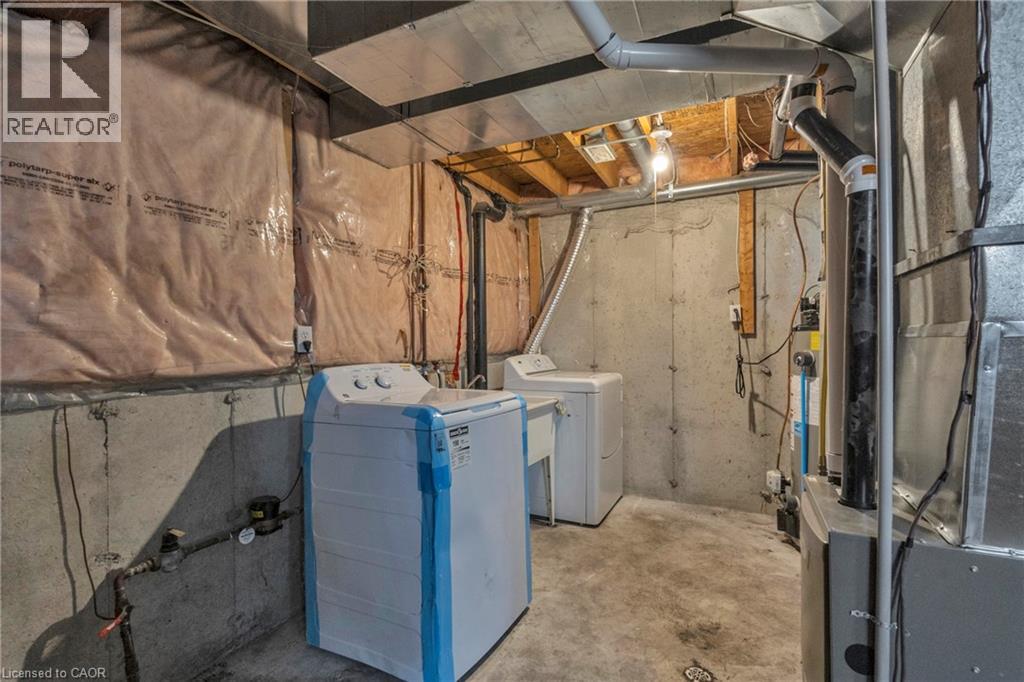 244 Activa Avenue, Kitchener, Ontario  N2E 3T9 - Photo 26 - 40774361