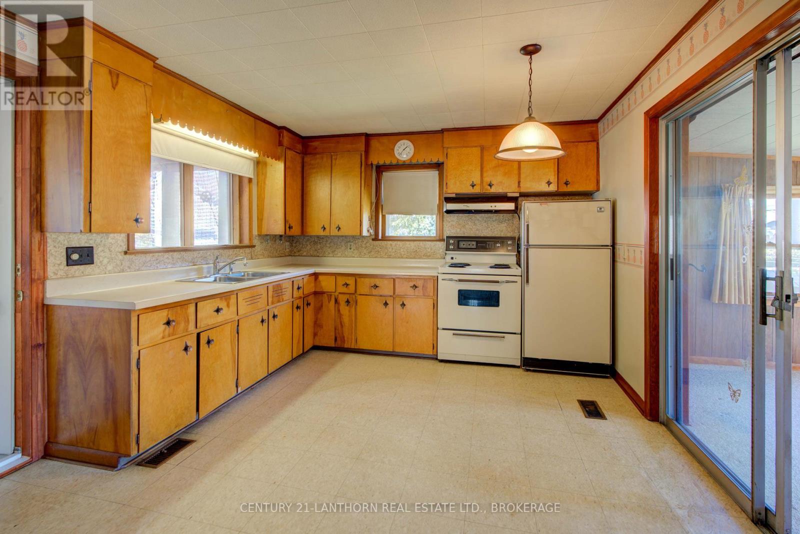 2 Bridge Street, Stone Mills, Ontario  K0K 3G0 - Photo 7 - X12431960