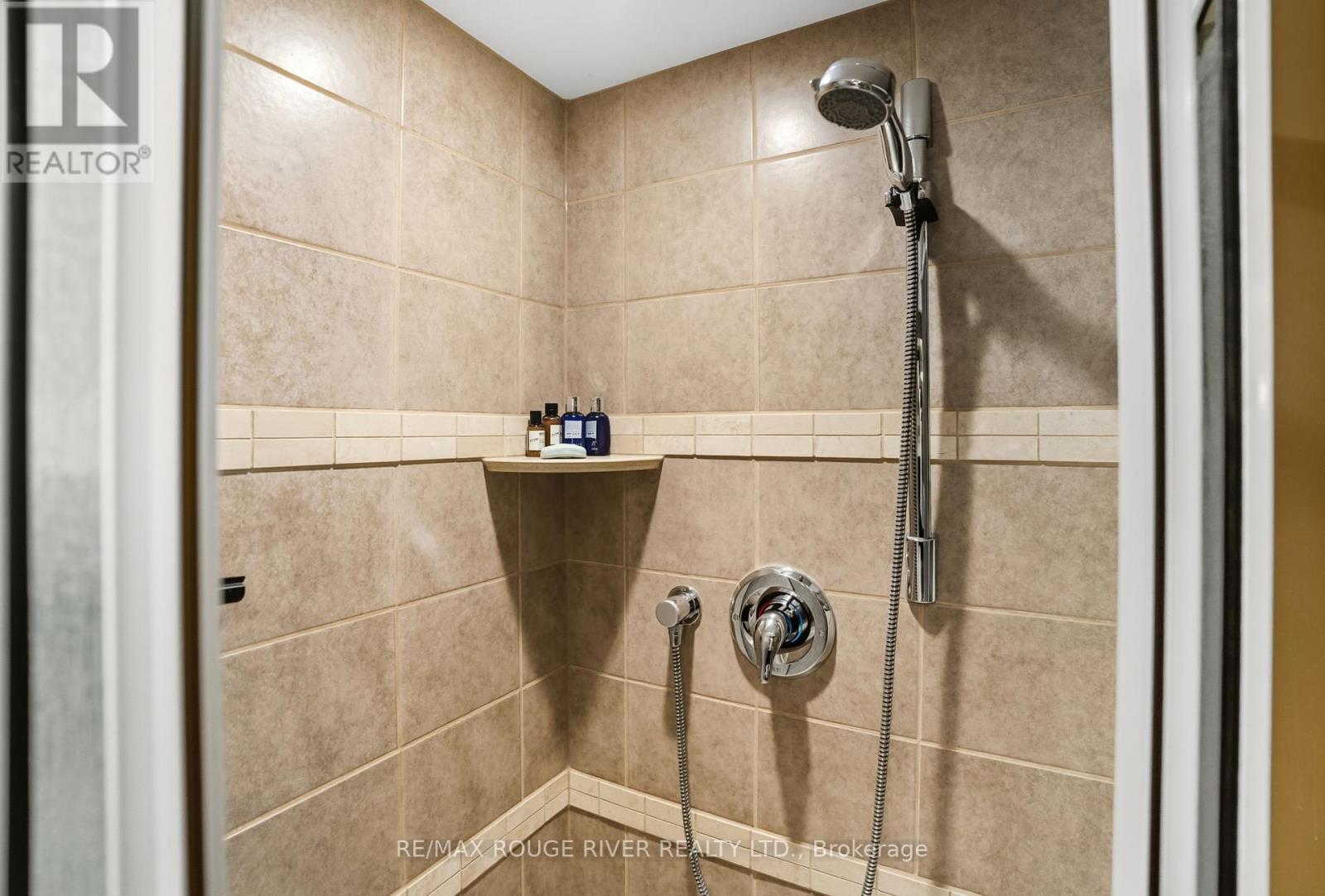 79 Watford Street, Whitby, Ontario  L1M 1E8 - Photo 38 - E12431982