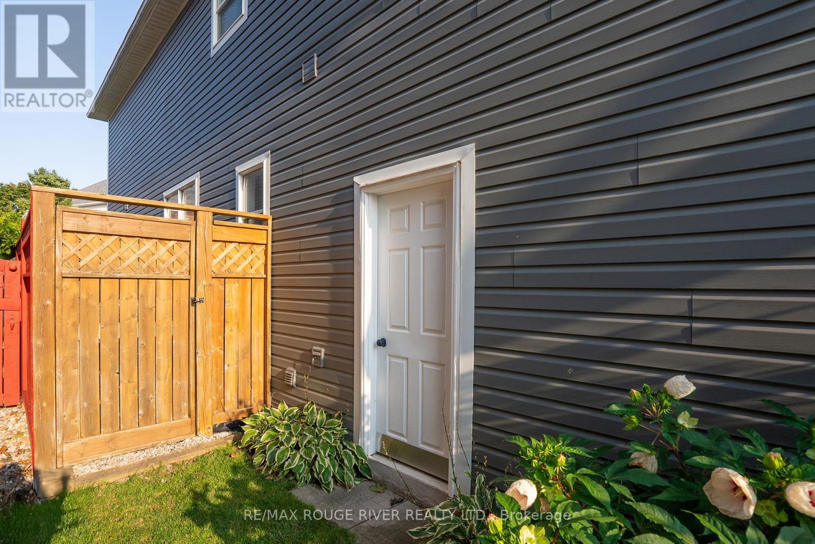 79 Watford Street, Whitby, Ontario  L1M 1E8 - Photo 39 - E12431982