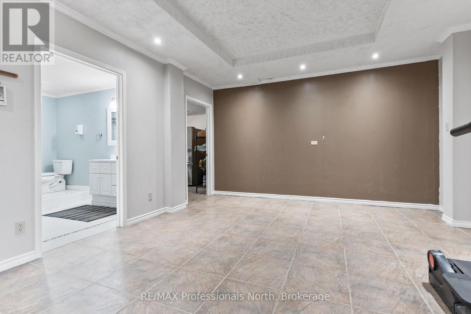 3981 Deep Bay Road, Minden Hills, Ontario  K0M 2K0 - Photo 30 - X12431837