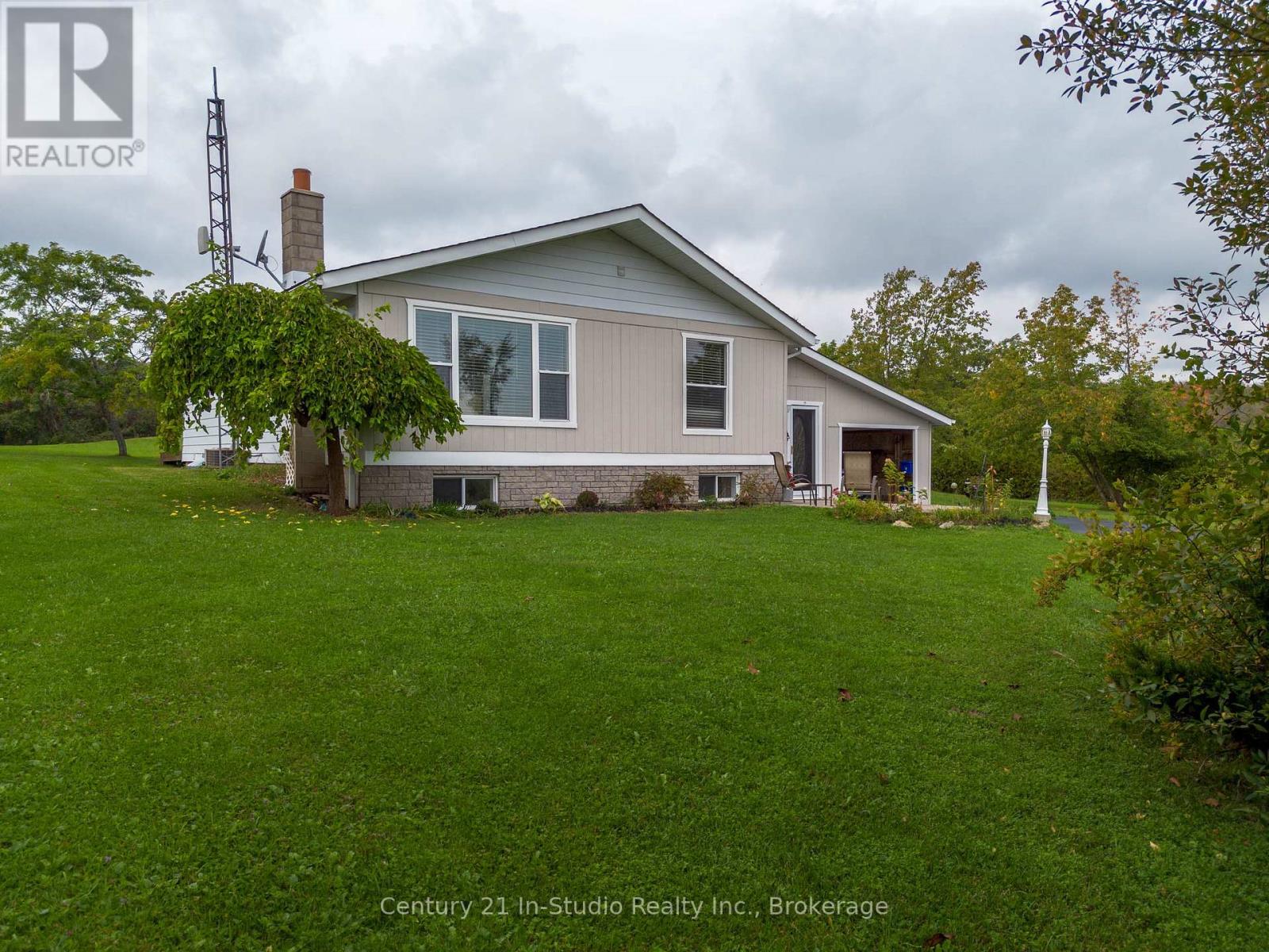 618134 Grey 18 Road, Owen Sound, Ontario  N4K 5W4 - Photo 12 - X12431873