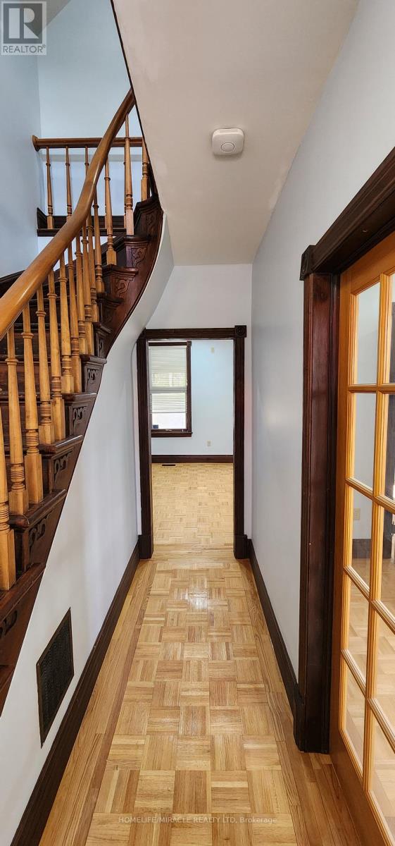 41 Park Hill Road, Cambridge, Ontario  N1R 1P5 - Photo 4 - X12366461