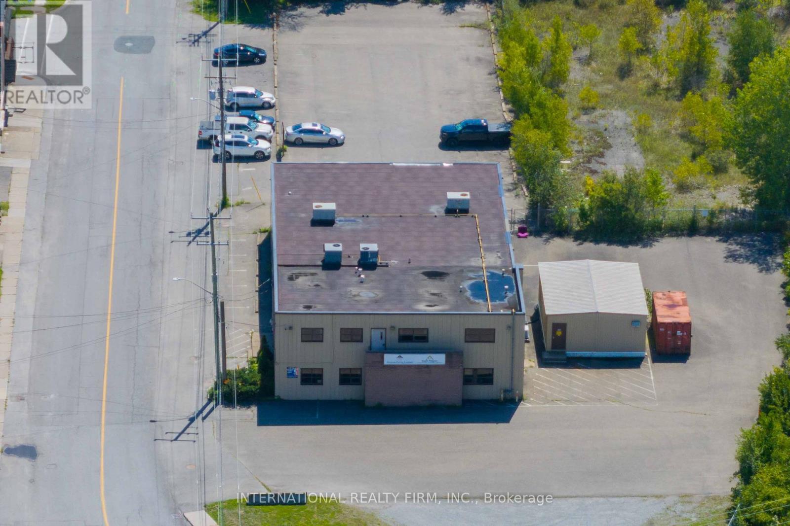198 Welland Street, Port Colborne, Ontario  L3K 5V8 - Photo 4 - X12379411