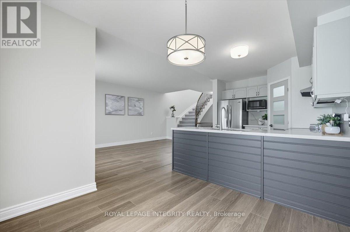 2018 Winsome Terrace, Ottawa, Ontario  K4A 4Y4 - Photo 16 - X12431836