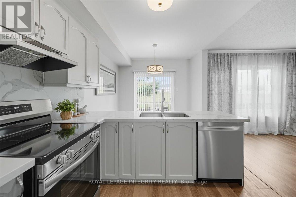 2018 Winsome Terrace, Ottawa, Ontario  K4A 4Y4 - Photo 19 - X12431836