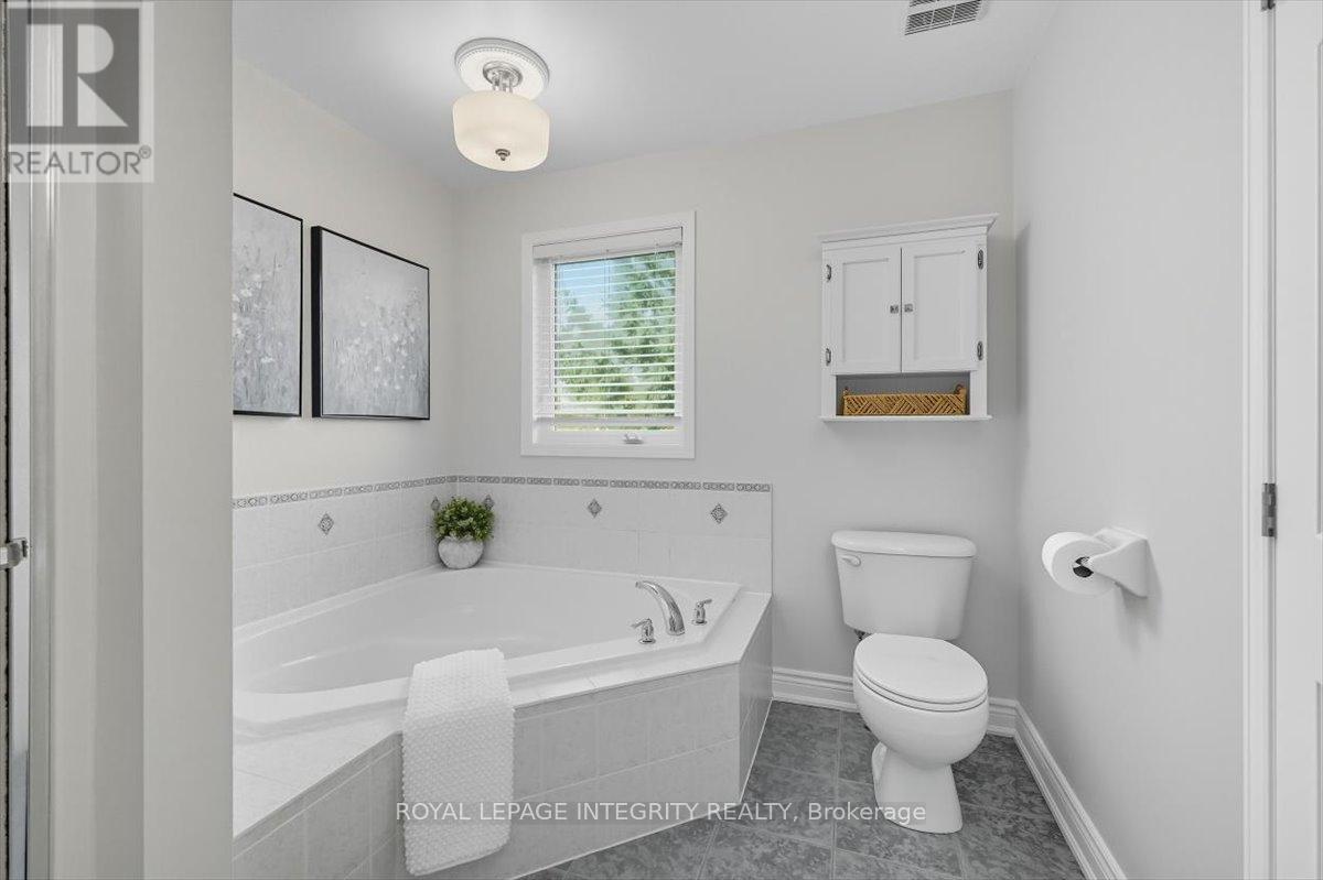 2018 Winsome Terrace, Ottawa, Ontario  K4A 4Y4 - Photo 25 - X12431836
