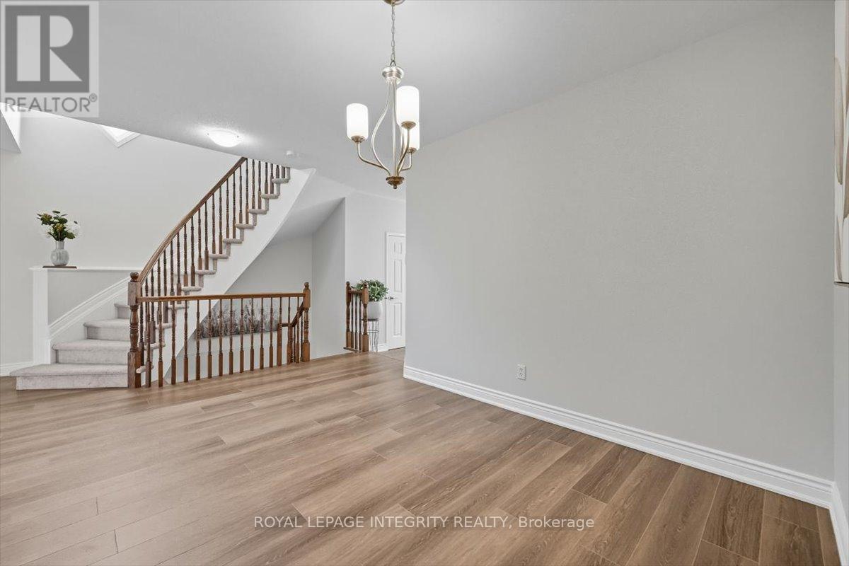 2018 Winsome Terrace, Ottawa, Ontario  K4A 4Y4 - Photo 9 - X12431836