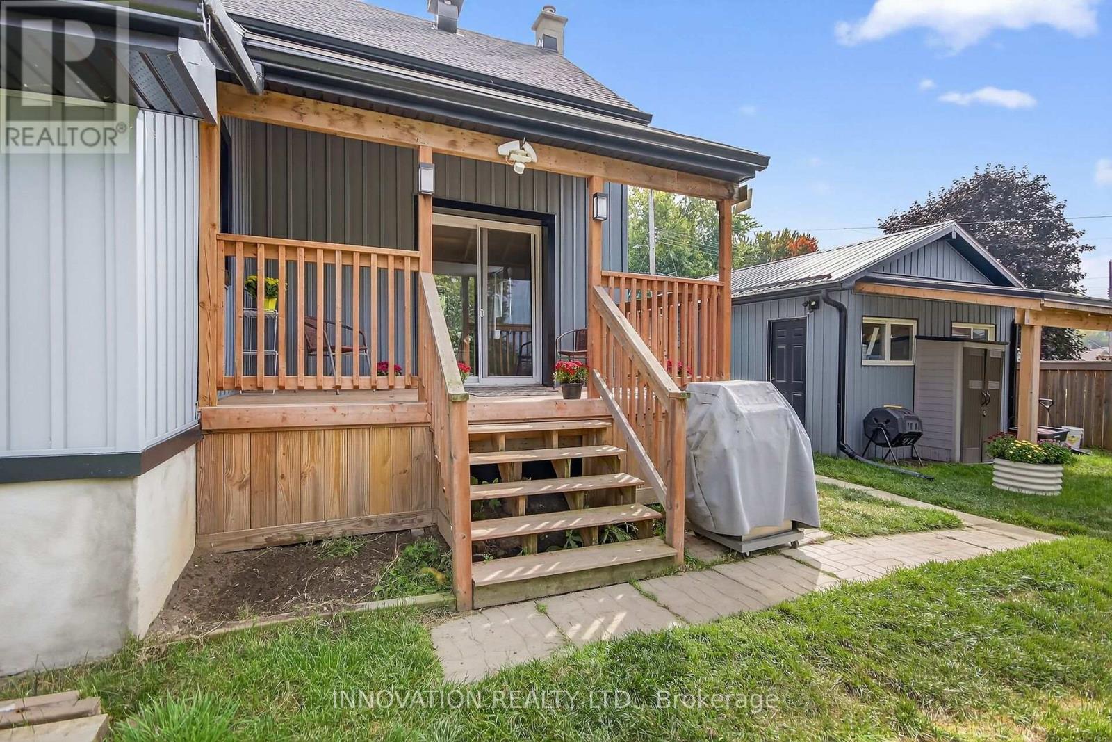 70 Augusta Street, South Dundas, Ontario  K0C 1X0 - Photo 32 - X12431866