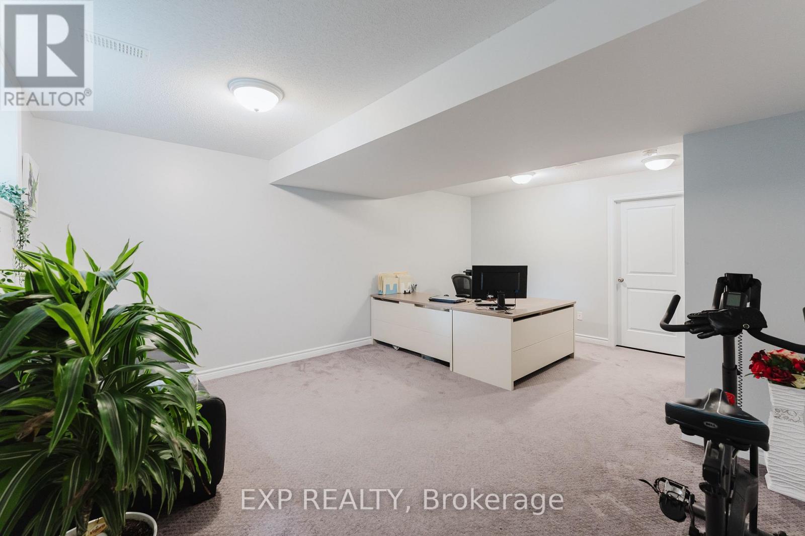 400 Sweetflag Street, Ottawa, Ontario  K2J 5Y6 - Photo 31 - X12431917