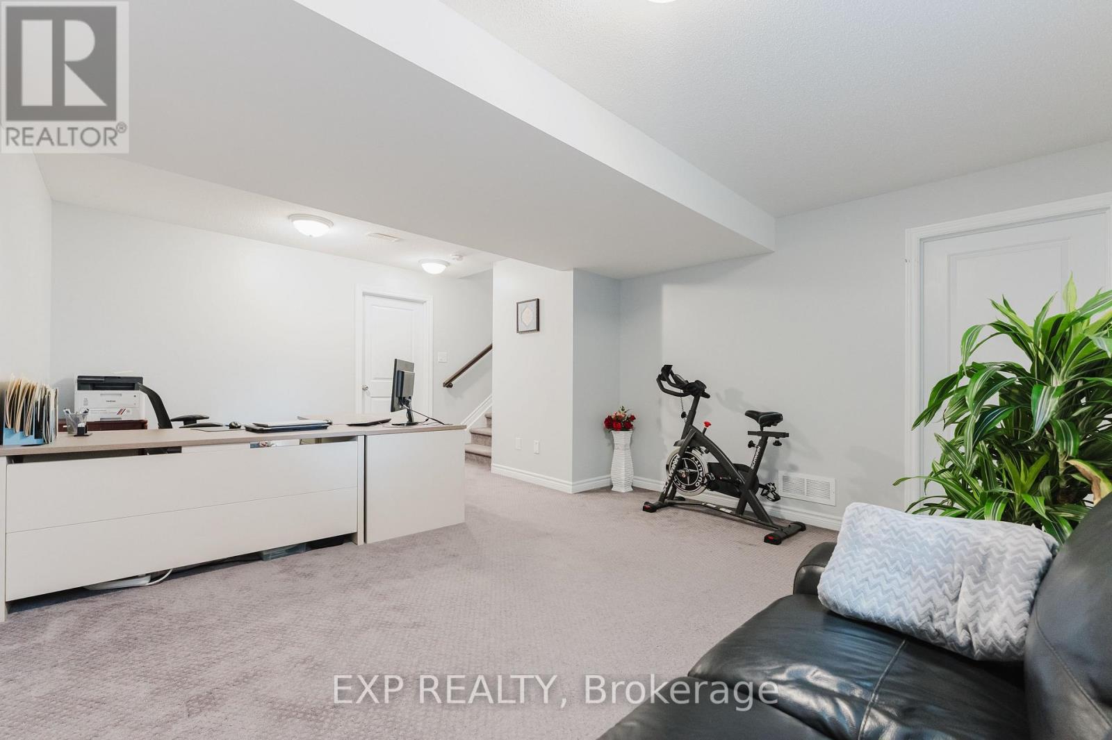 400 Sweetflag Street, Ottawa, Ontario  K2J 5Y6 - Photo 32 - X12431917