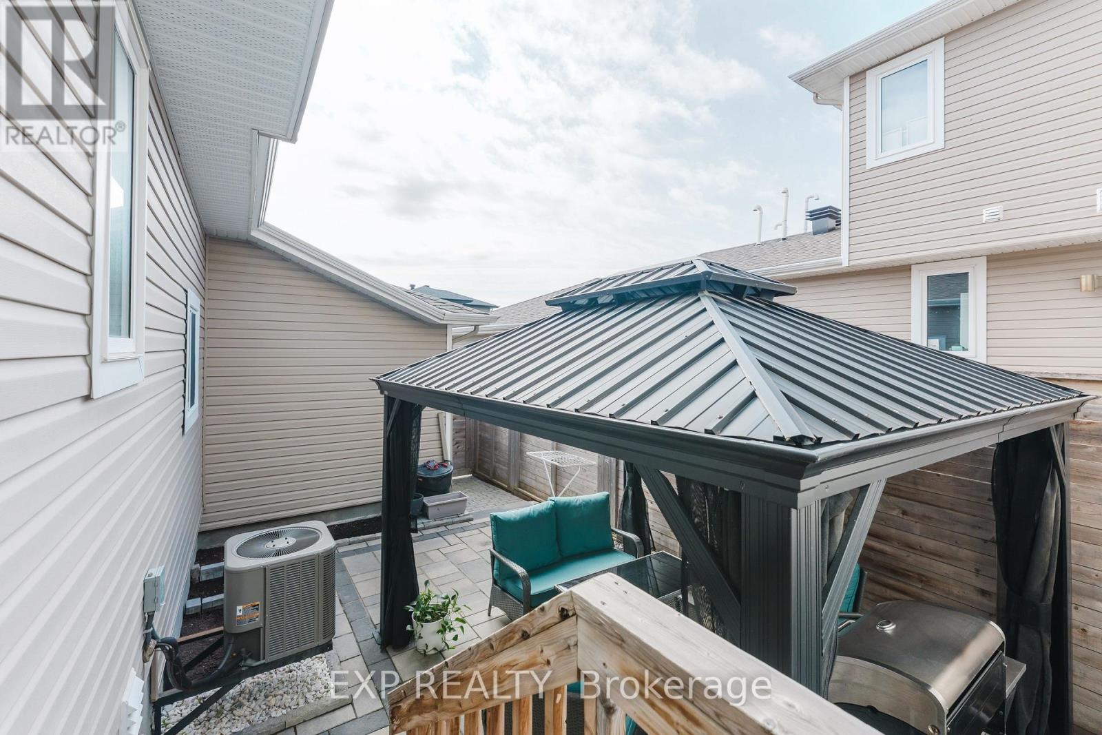400 Sweetflag Street, Ottawa, Ontario  K2J 5Y6 - Photo 33 - X12431917