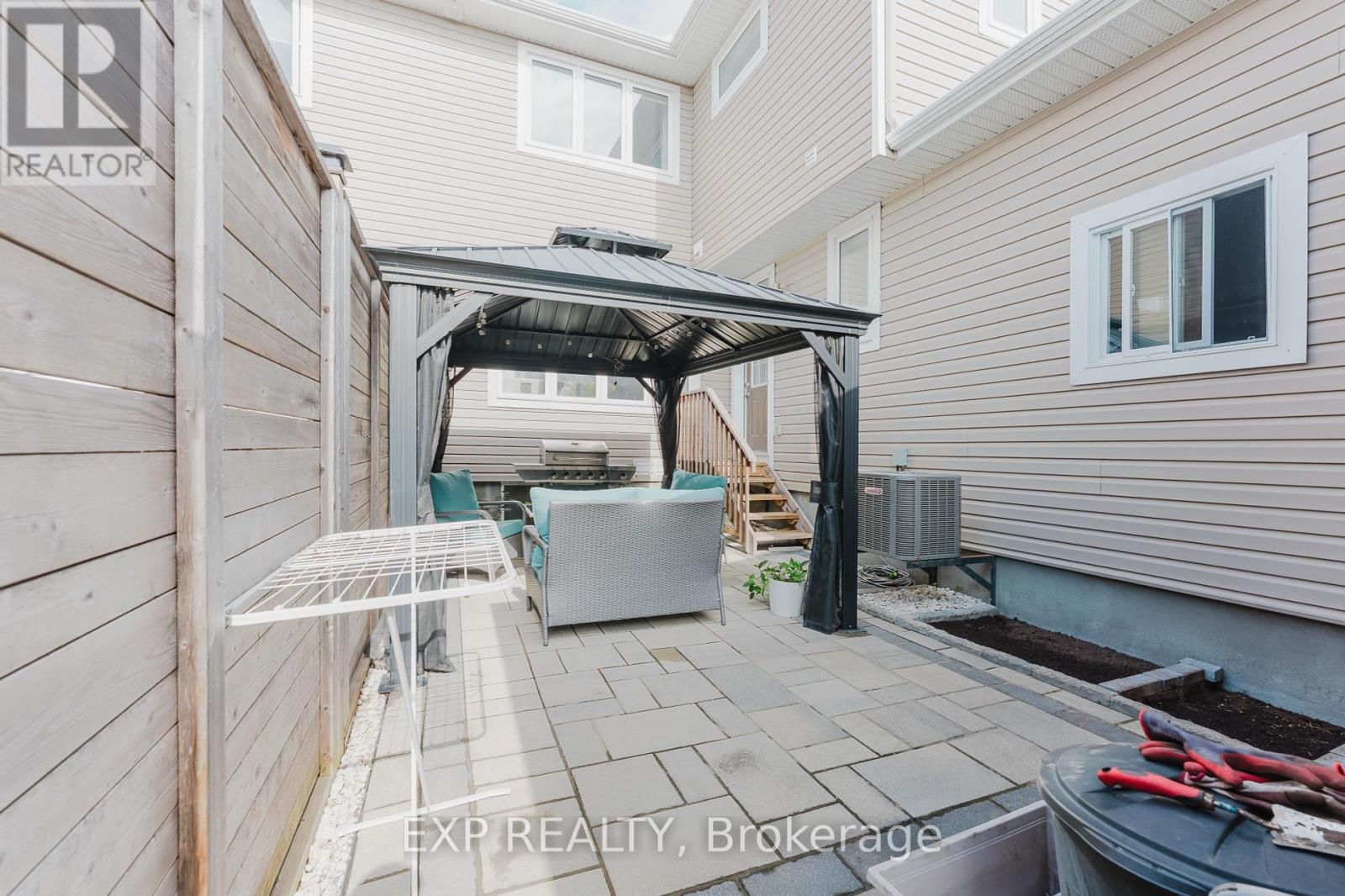 400 Sweetflag Street, Ottawa, Ontario  K2J 5Y6 - Photo 34 - X12431917