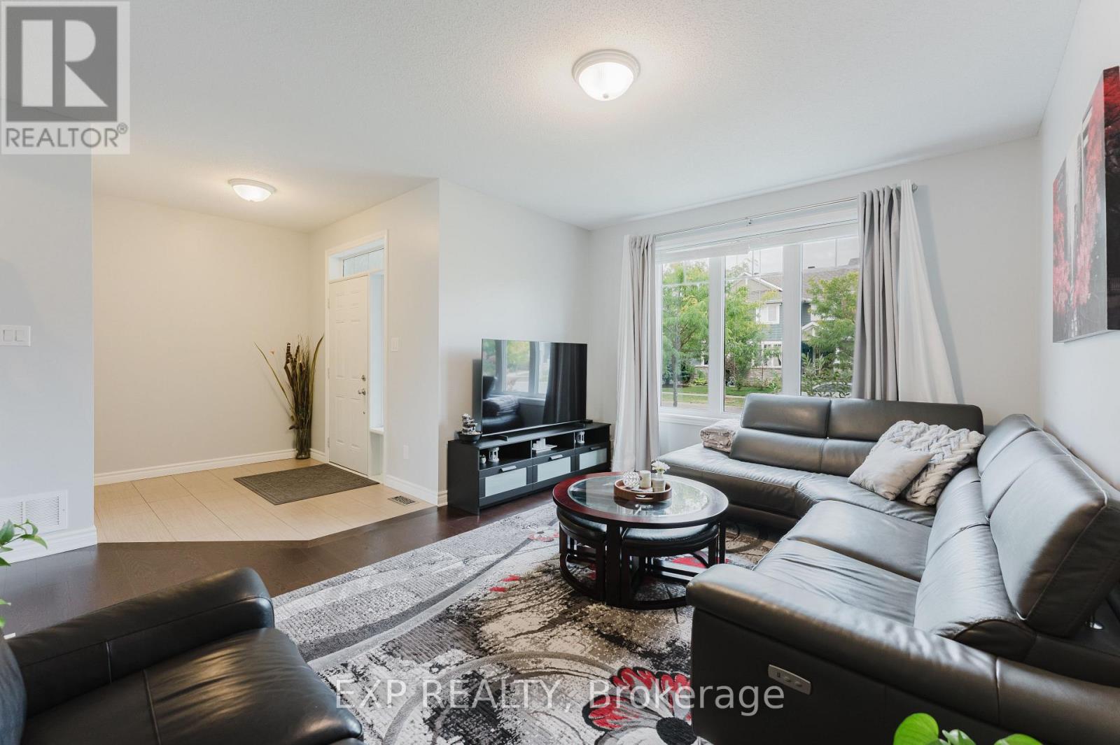 400 Sweetflag Street, Ottawa, Ontario  K2J 5Y6 - Photo 8 - X12431917