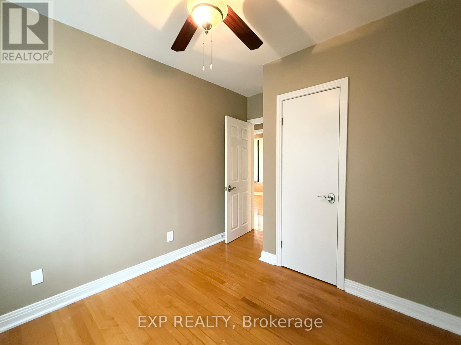 Unit A - 837 Blair Road, Ottawa, Ontario  K1J 7M6 - Photo 10 - X12431932