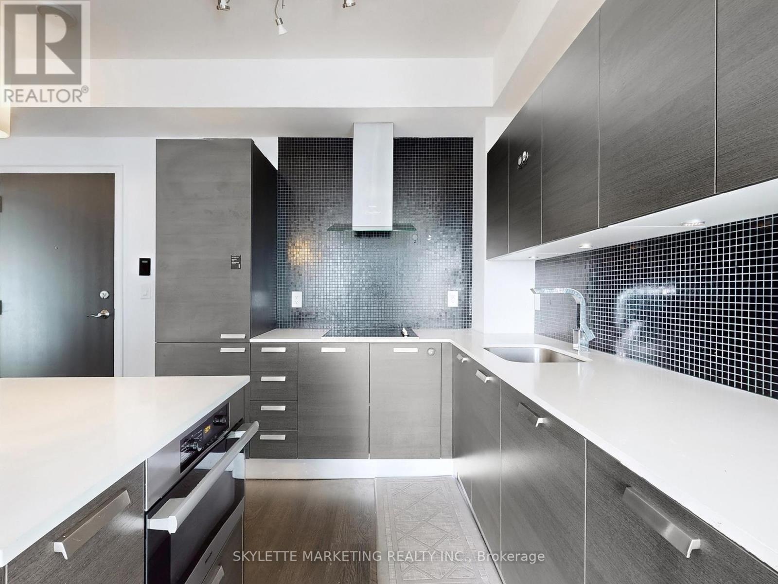 1801 - 9 Bogert Avenue, Toronto, Ontario  M2N 0H3 - Photo 6 - C12429181