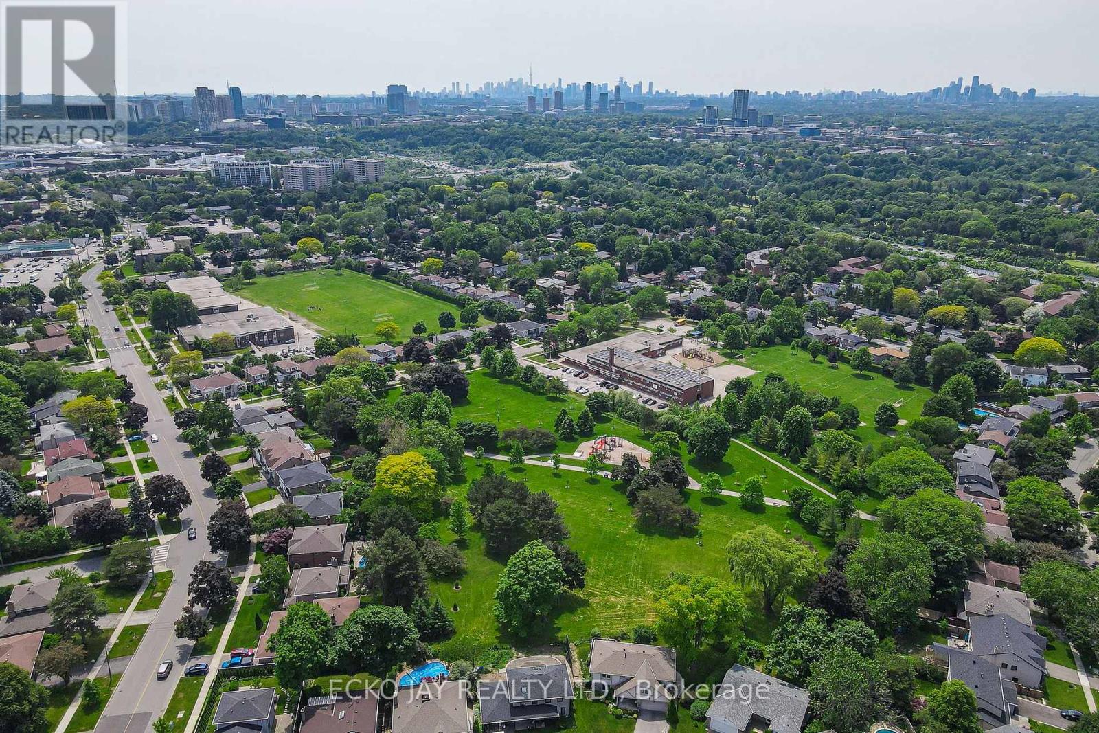 24 Hirondelle Place, Toronto, Ontario  M3A 1V8 - Photo 34 - C12431744