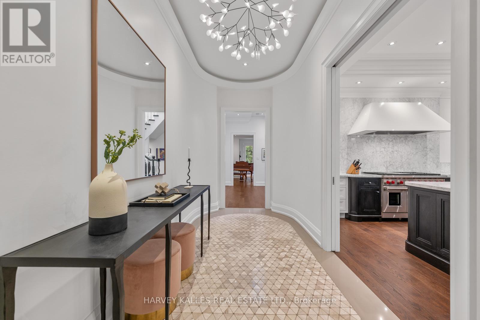 1717b Bathurst Street, Toronto, Ontario  M5P 3K4 - Photo 11 - C12431757