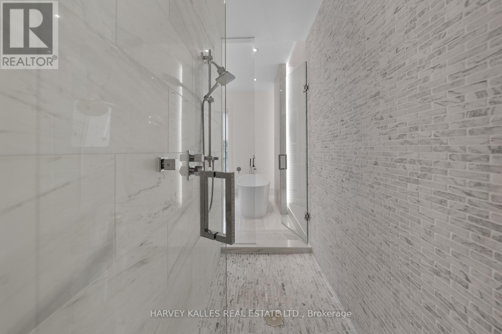 1717b Bathurst Street, Toronto, Ontario  M5P 3K4 - Photo 26 - C12431757