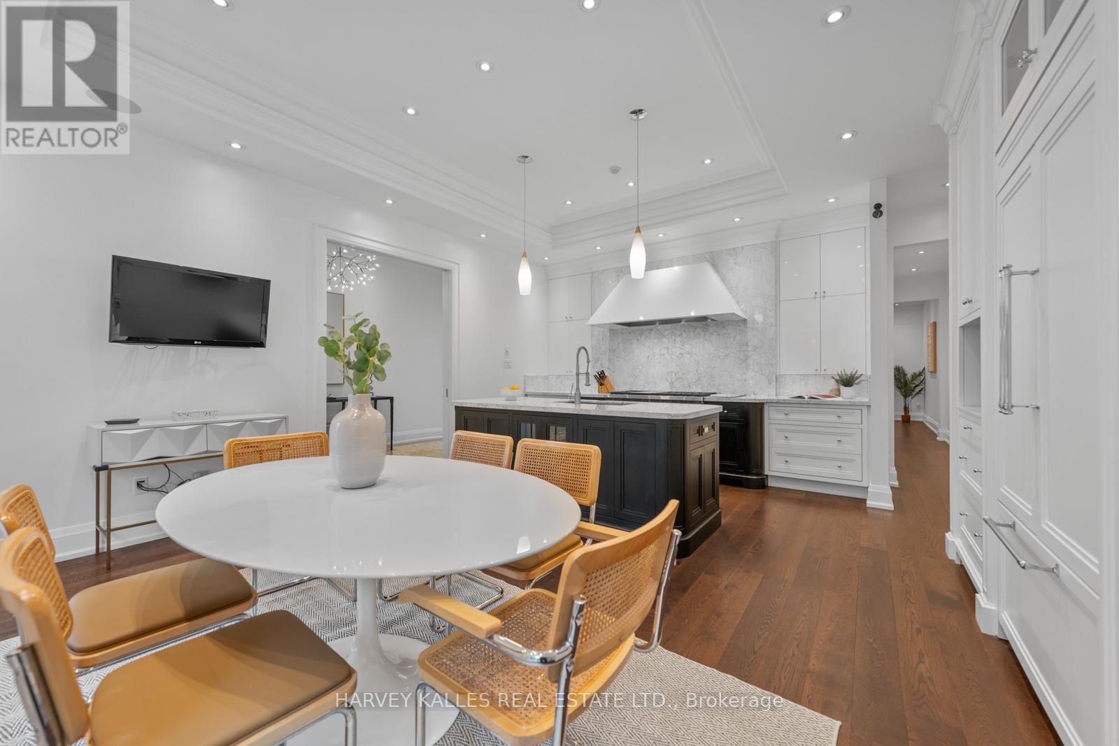 1717b Bathurst Street, Toronto, Ontario  M5P 3K4 - Photo 8 - C12431757