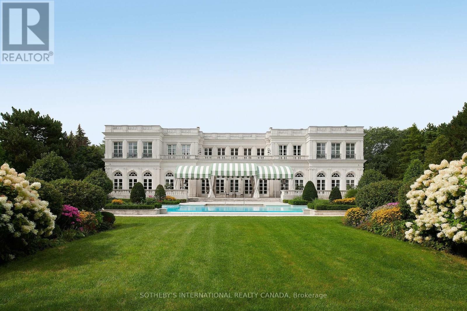 15 High Point Road stands as one of the most distinguished and celebrated residences in the world. This masterpiece elevates the French Revival style to an unparalleled level with all the benefits of contemporary living. The great architectural ambition has been achieved, elevating this residence to the pinnacle of North America's style and design hierarchy. More importantly, this gracious residence offers a lifestyle for the most discerning and thoughtful owners. Built on a tradition of generosity and community engagement, High Point is a grand Embassy of Goodwill. Its scale and layout create a lifestyle of grand formal entertaining with a warm environment for the most important family gatherings. Seven years of meticulous planning and masterful craftsmanship culminated in the creation of this iconic palatial mansion. Hundreds of Europe's foremost artists, artisans, designers, collectors, and gilders were commissioned. A multitude of collectible fixtures and precious antiques sourced from Europe and beyond add to the richness of this fabulous sanctuary's unique palette of perfection. Undeniably, this is a magnificent dream realized, a world-class architectural endeavor at the highest level. The Park-like Estate is located a brief 20 minutes from downtown Toronto and Pearson International Airport. This gilded mansion is gracefully situated on two acres of lush green lands in the center of The Bridle Path, Canada's most affluent enclave, in the heart of the city. Offering perfect proximity to world-class educational institutions, cultural amenities, Carriage Trade retail, and a wonderful array of private clubs and golf clubs. All the amenities that an elite family might require. High Point is an iconic edifice destined to be cherished by generations to come. This is a remarkable once-in-a-lifetime opportunity to call this visionary legacy your Home. Photos: Wisam Mshati / Mshati Productions (id:48254)