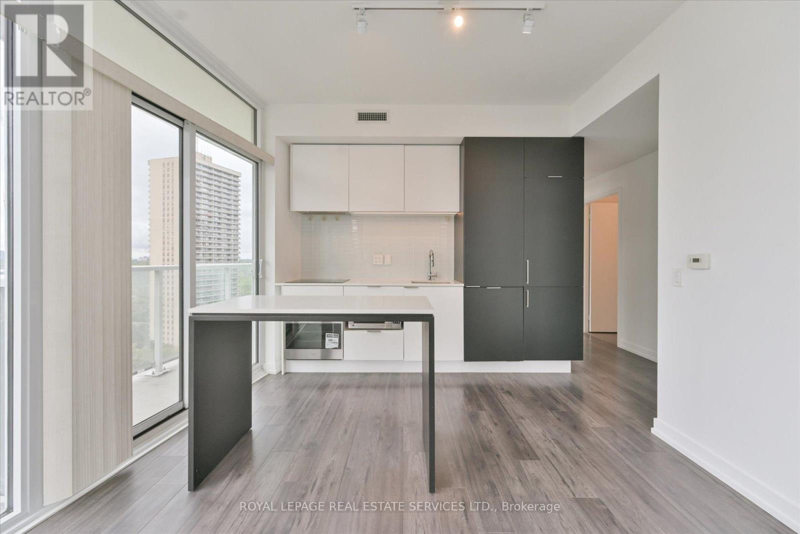 1310 - 33 Helendale Avenue, Toronto, Ontario  M4R 1C5 - Photo 12 - C12431785