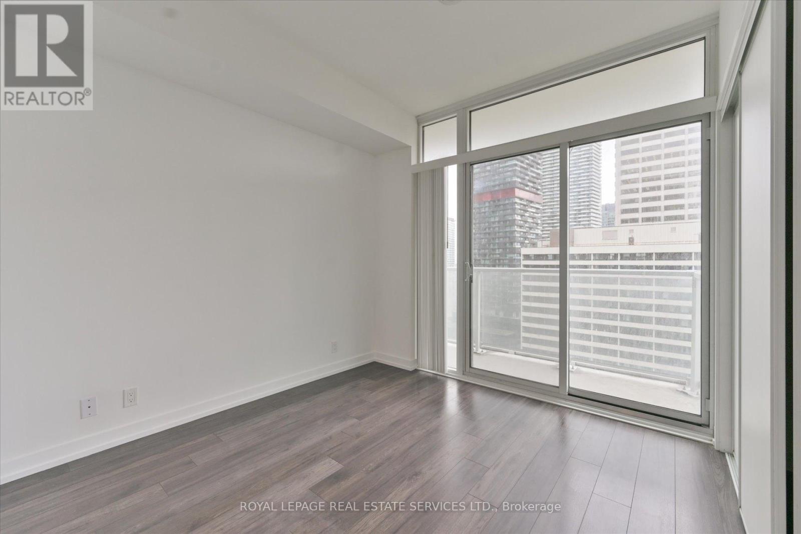 1310 - 33 Helendale Avenue, Toronto, Ontario  M4R 1C5 - Photo 13 - C12431785
