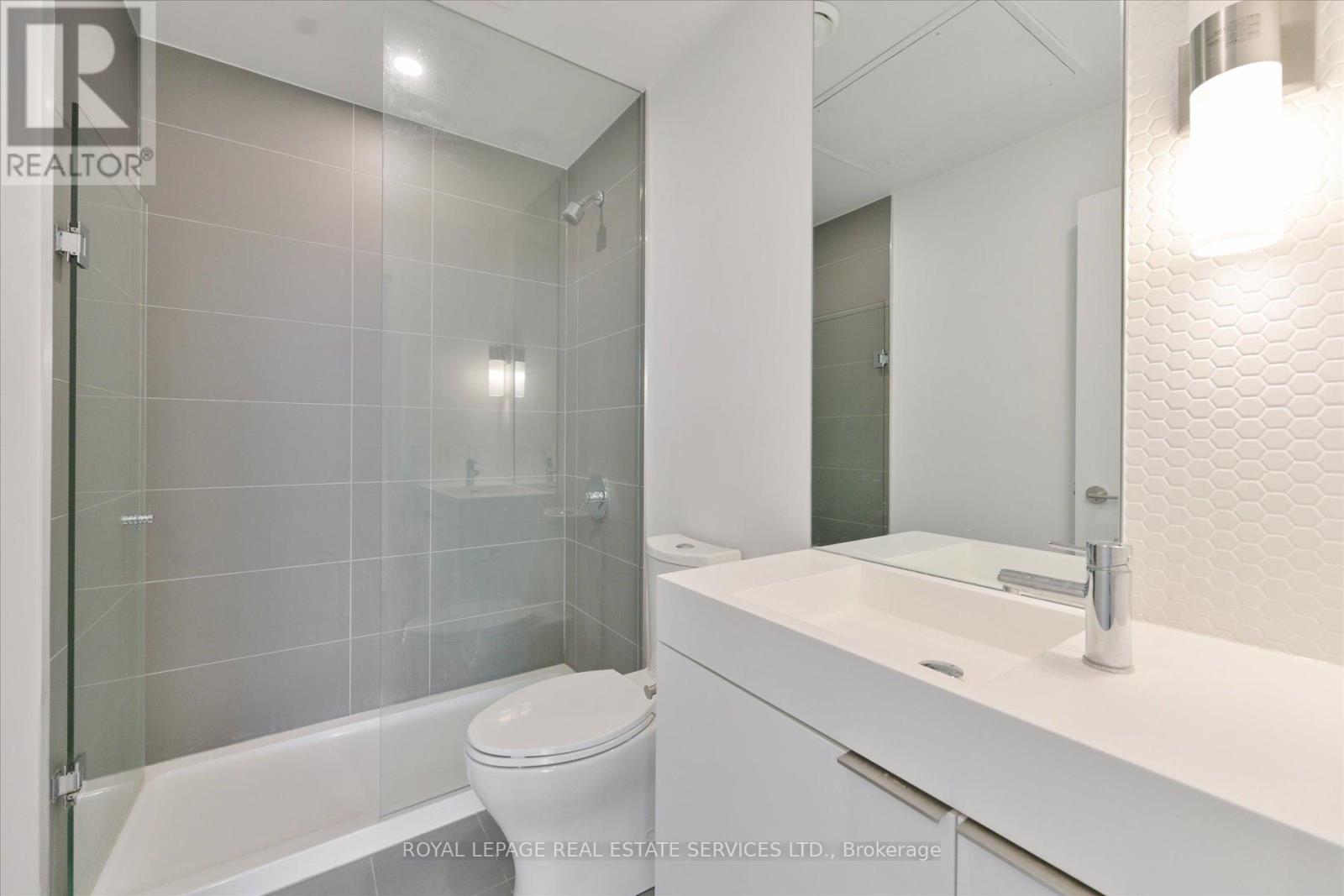 1310 - 33 Helendale Avenue, Toronto, Ontario  M4R 1C5 - Photo 18 - C12431785