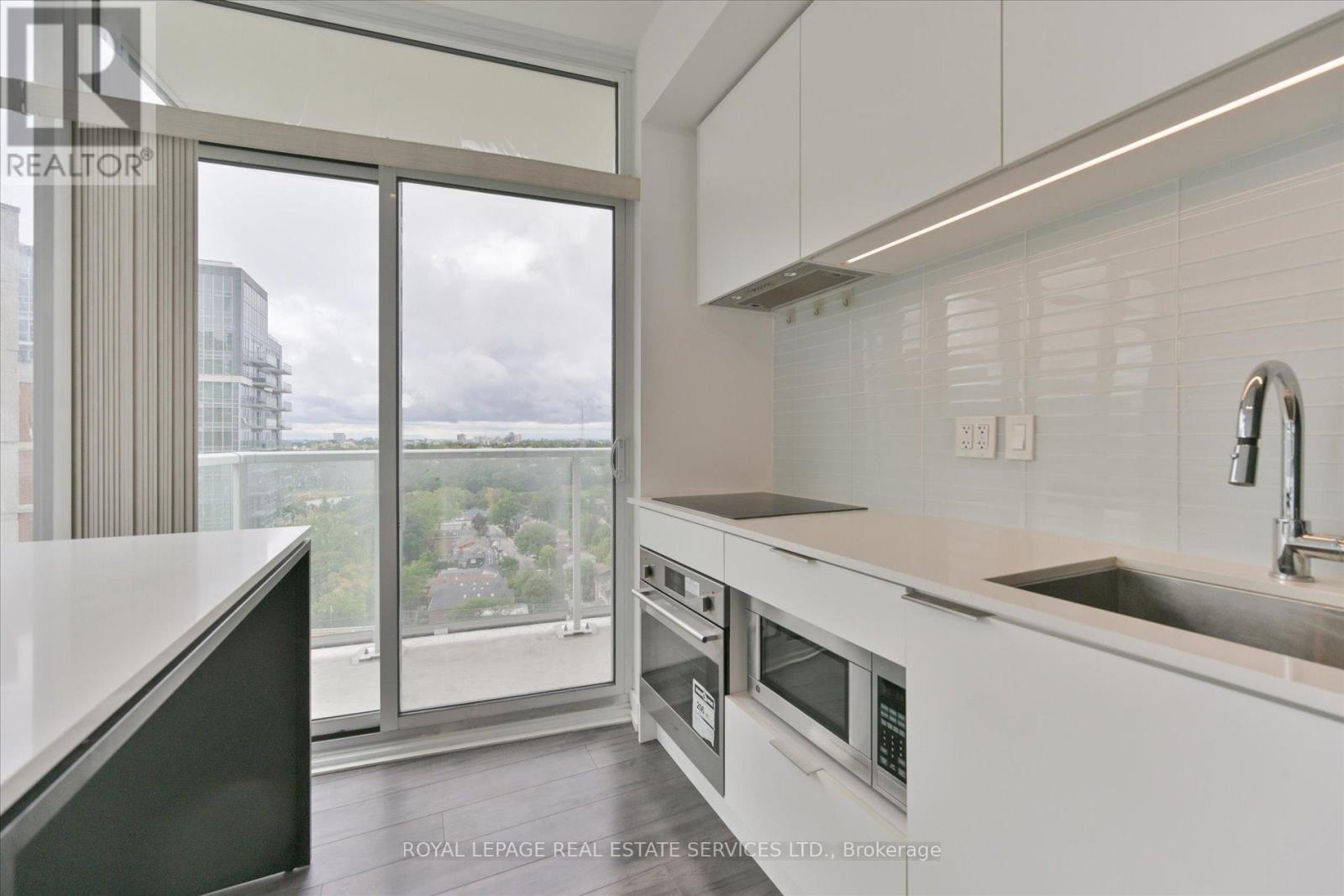 1310 - 33 Helendale Avenue, Toronto, Ontario  M4R 1C5 - Photo 6 - C12431785