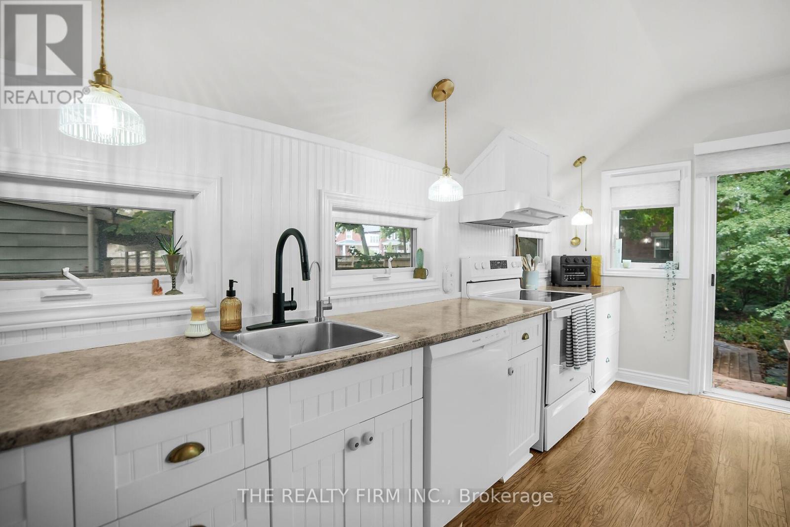 62 Palace Street, London East, Ontario  N6B 3A7 - Photo 17 - X12431888