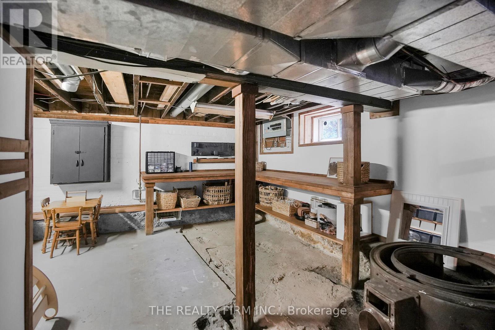 62 Palace Street, London East, Ontario  N6B 3A7 - Photo 45 - X12431888