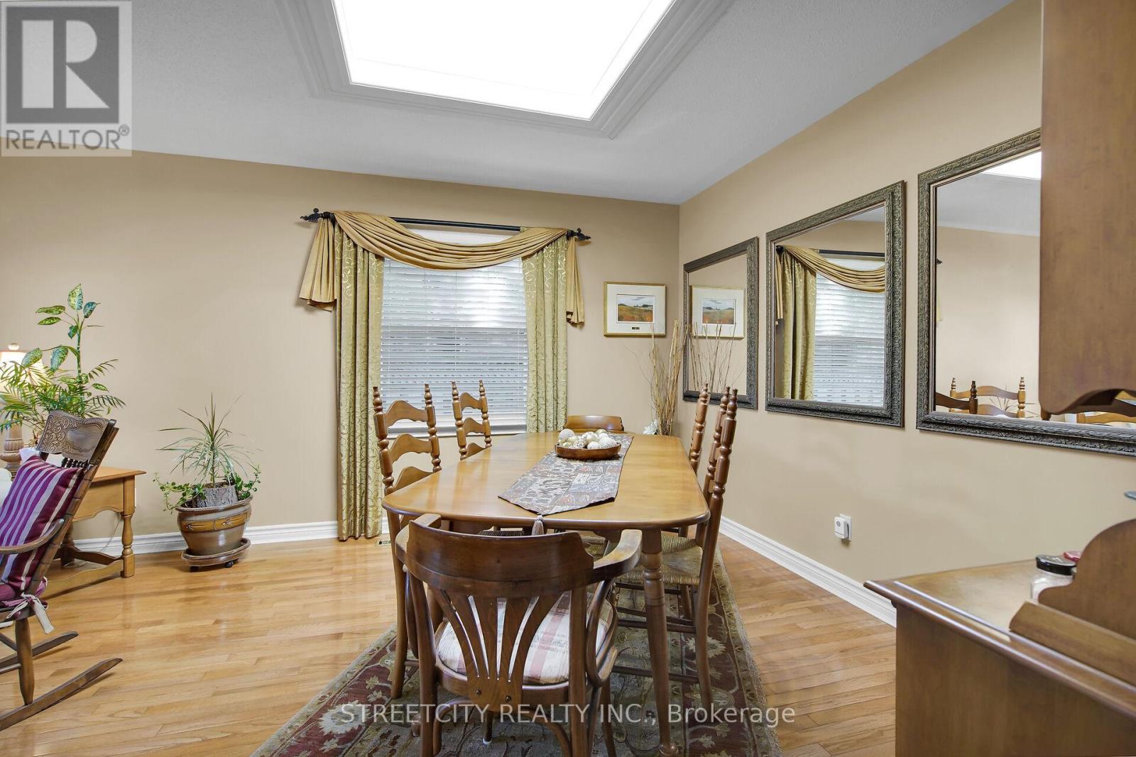 55 Martinet Avenue, London East, Ontario  N5V 4B7 - Photo 11 - X12431942