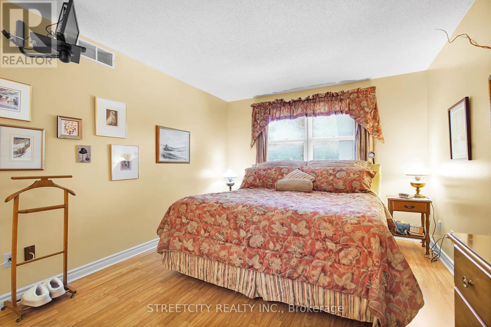 55 Martinet Avenue, London East, Ontario  N5V 4B7 - Photo 18 - X12431942