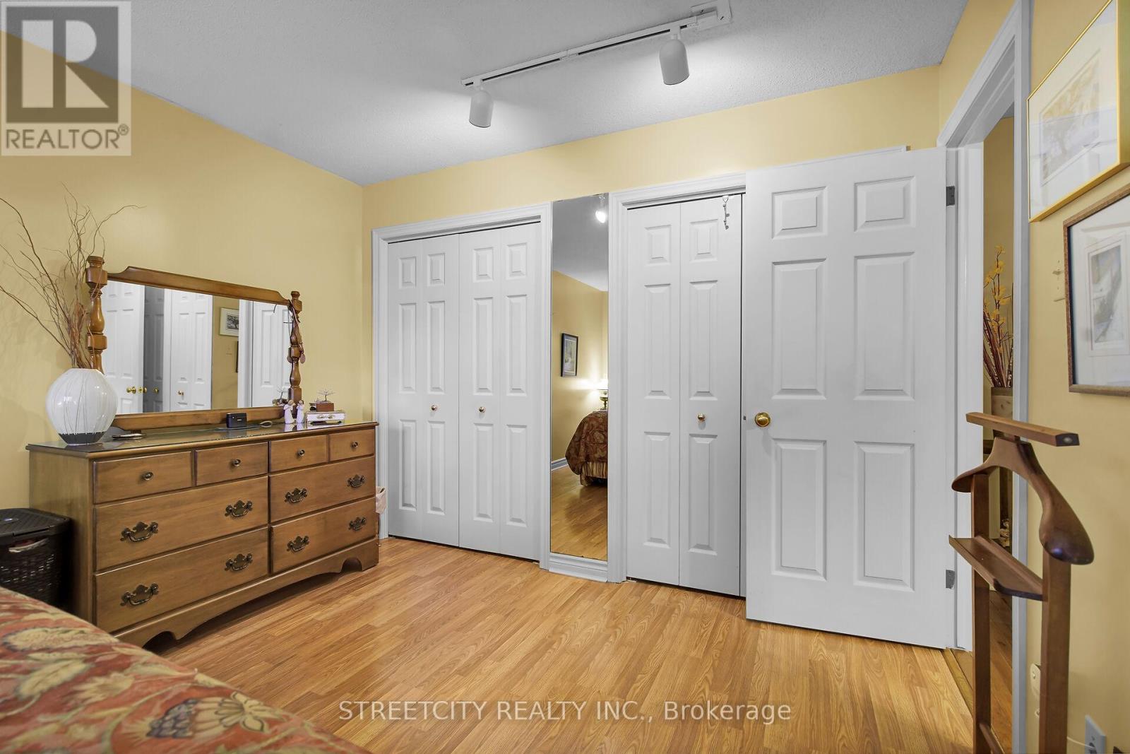 55 Martinet Avenue, London East, Ontario  N5V 4B7 - Photo 19 - X12431942
