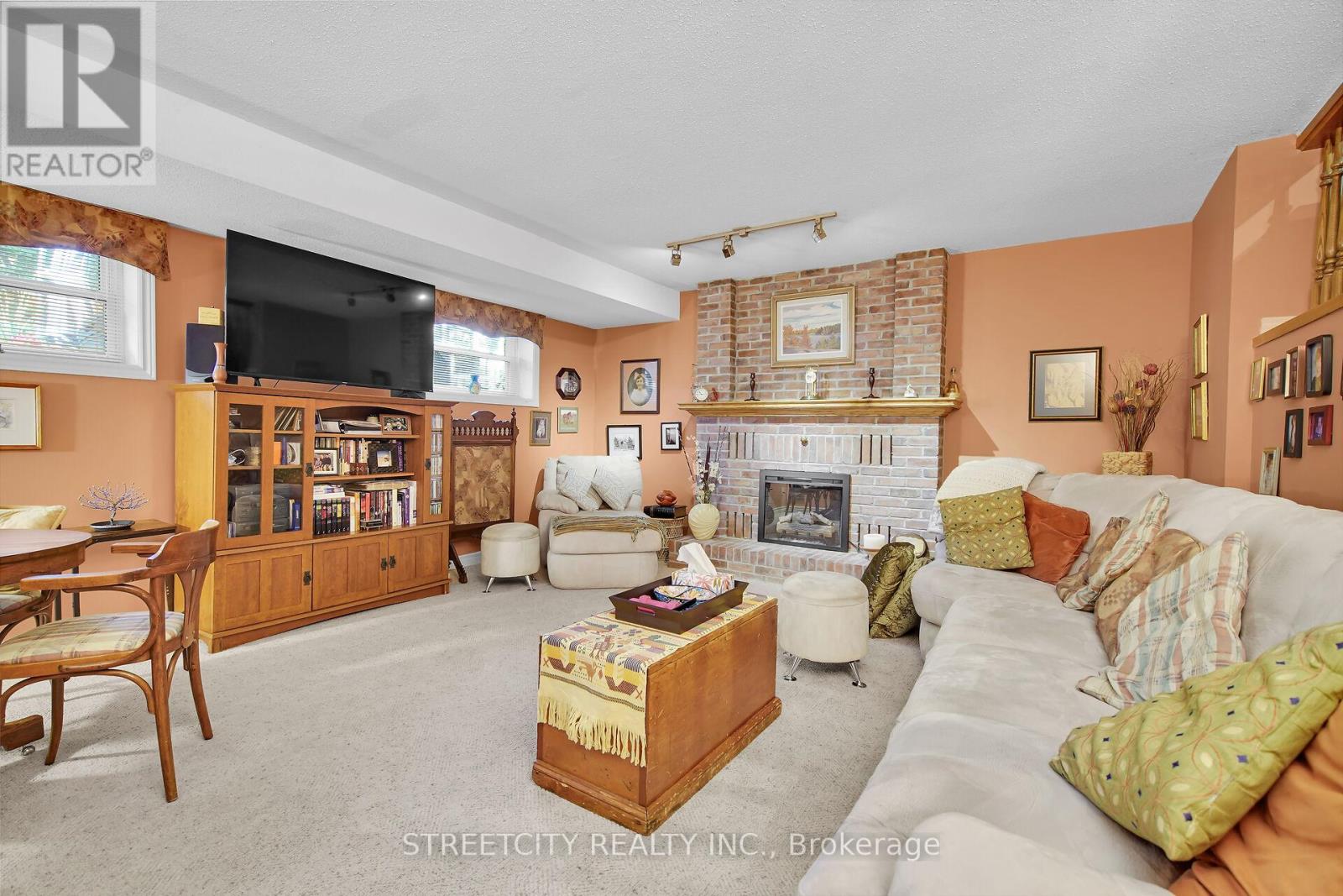 55 Martinet Avenue, London East, Ontario  N5V 4B7 - Photo 25 - X12431942